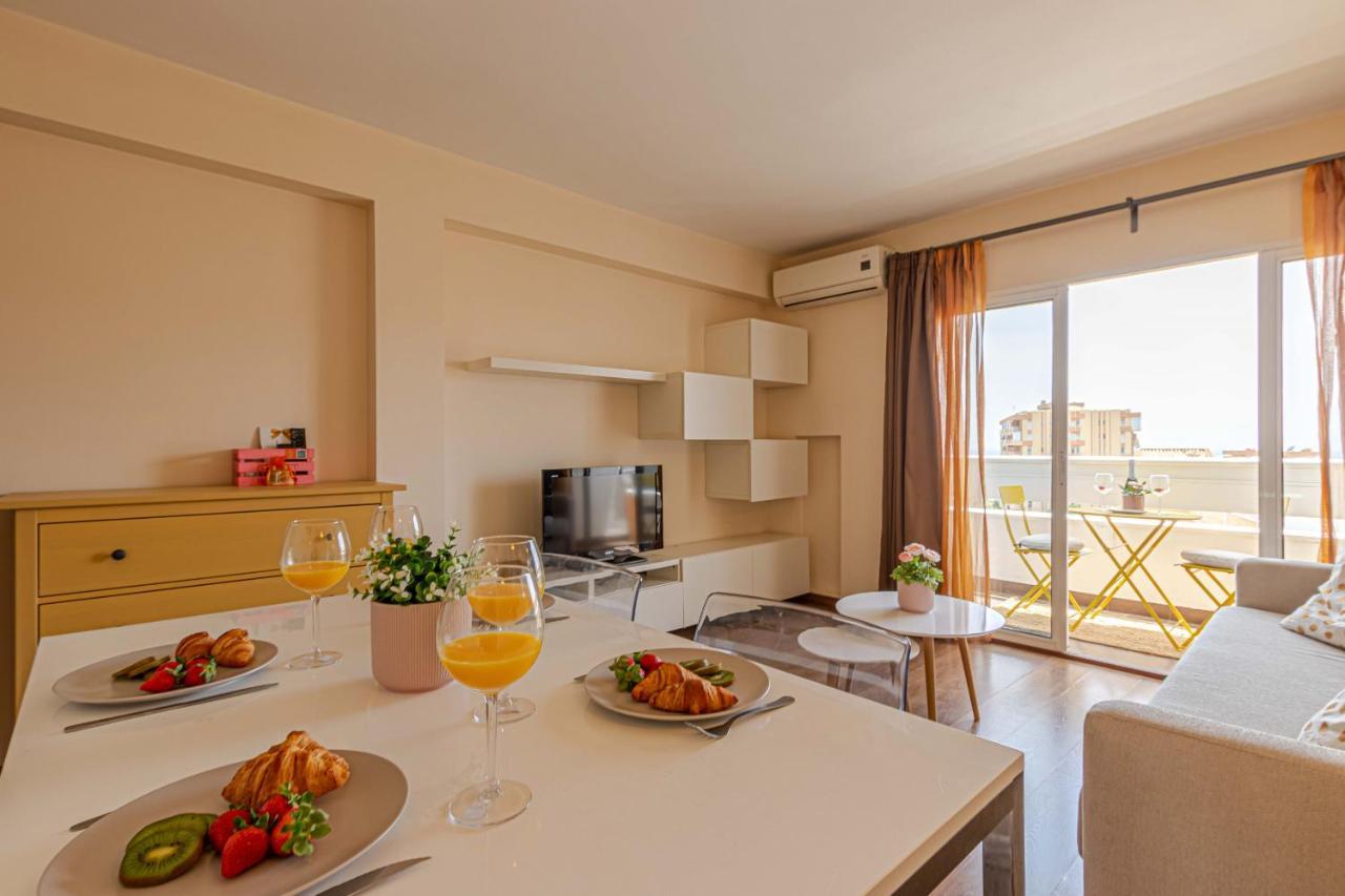 797 Holiday Rentals- Atico En Arroyo De La Miel Con Hermosas Vistas Benalmádena Exteriör bild